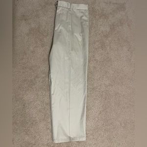 Dockers Signature Classic Fit Khaki Pants